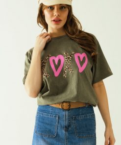 T-shirt kaki cœur rose