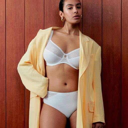 Soutien-gorge emboitant blanc intrigue