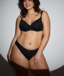 Ensemble lingerie noir avec culotte