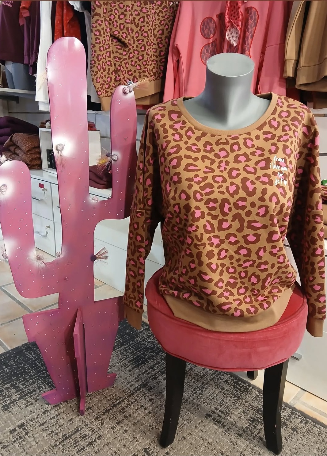 sweat shirt motif léopard Sonia