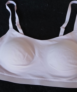 Soutien-gorge brassière invisible mauve