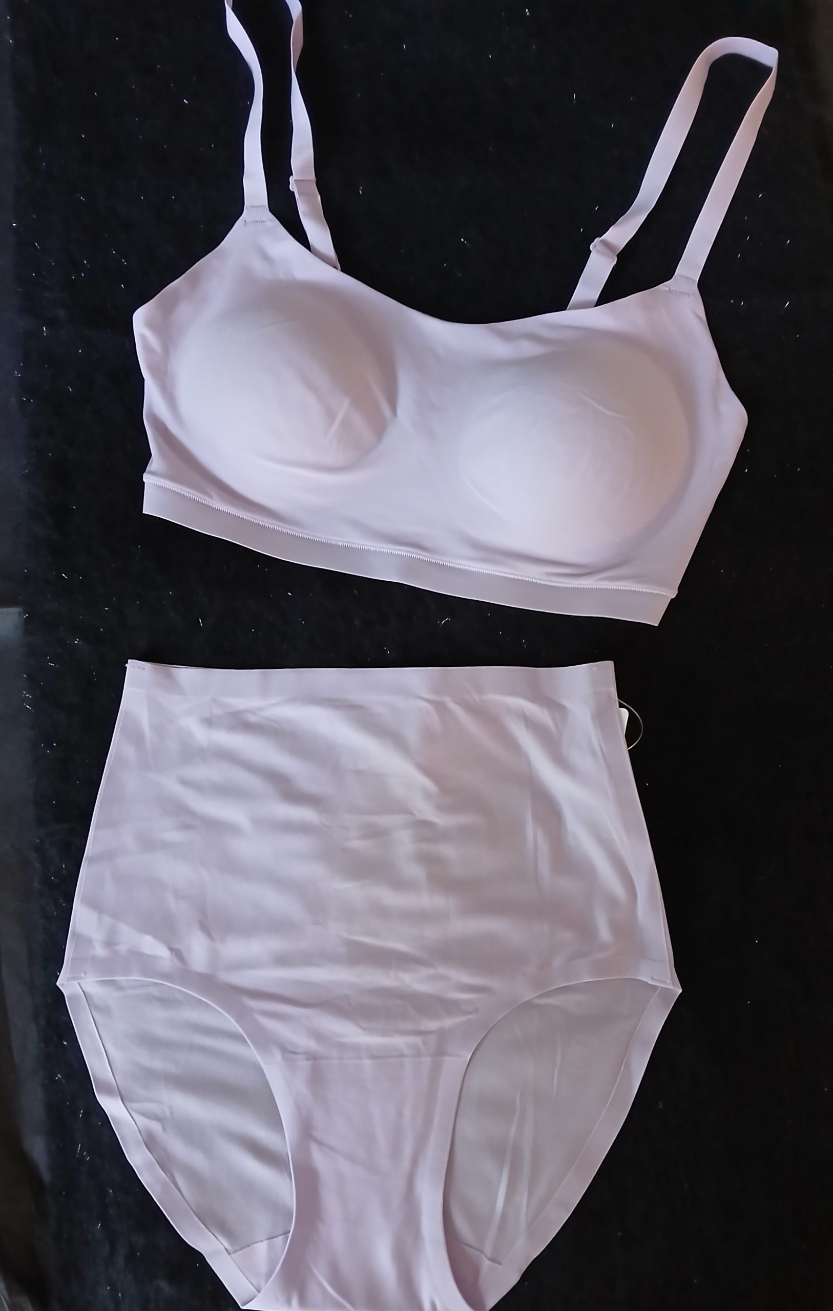 Soutien-gorge brassière invisible mauve