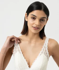 Soutien-gorge triangle dentelle poésie tentation