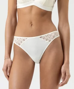 Tanga dentelle poésie tentation