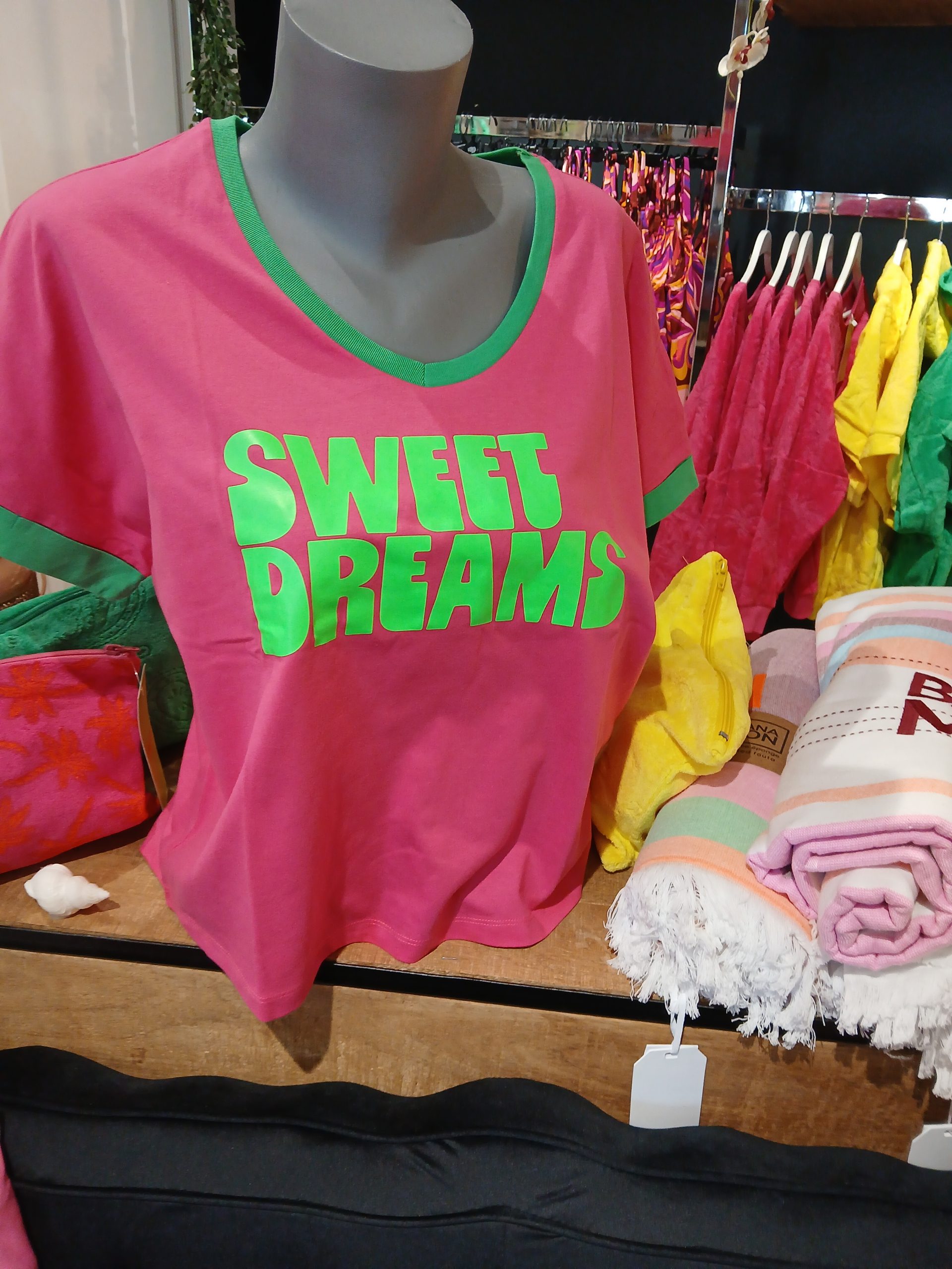 Tee-shirt rose et vert sweat Dreams Tara