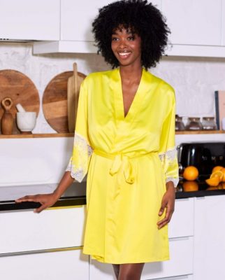 Kimono satin jaune soleil Fame
